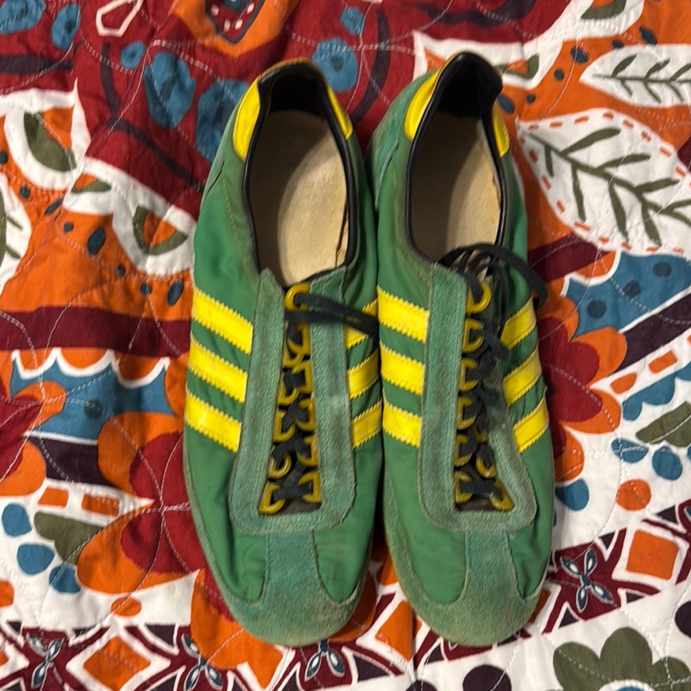 Vintage Men’s Adidas 1976 Olympics SL76 Green and Yellow running shoes sneakers